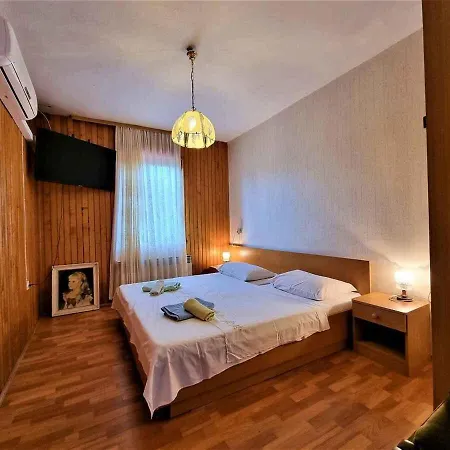 Apartment In - Insel Krk 47352